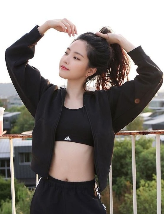 反仰臥起坐瘦腹