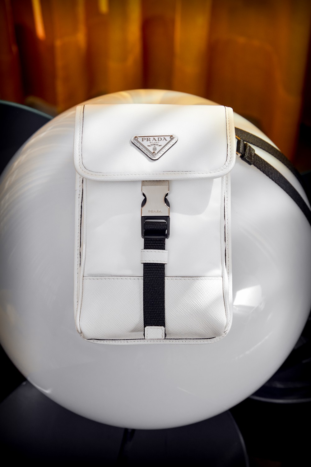 時尚不分男女 Prada小清新粉色情侶裝