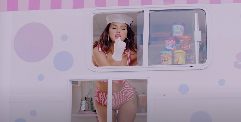 BLACKPINK +Selena Gomez 新曲 潮跟Jisoor絲巾Tube top造型