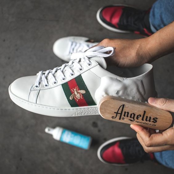 Dior、Louis Vuitton、Gucci 編緝精選本季最想購入的時裝名牌運動鞋02