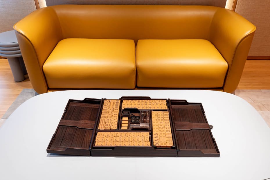 Hermès最奢華的真皮麻雀套裝  最安靜的時尚雀局