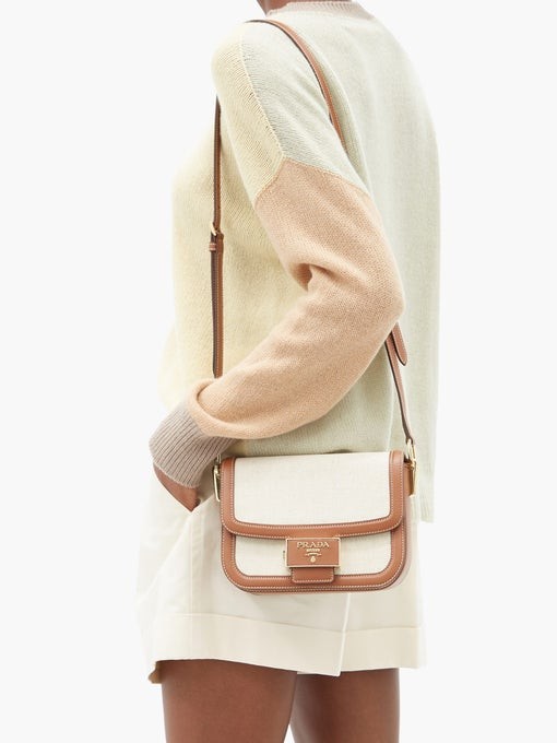 Prada、Saint Laurent秋季推這款  各大牌情迷奶茶色「輕復古帆布手袋」