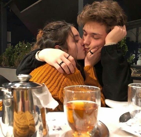 擁有浪漫溫馨的相處時光對你來說是愛情中最重要的溝通