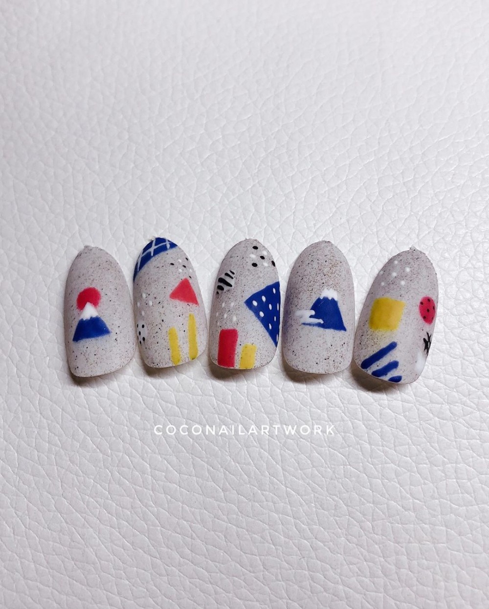 Instagram @coconailartwork