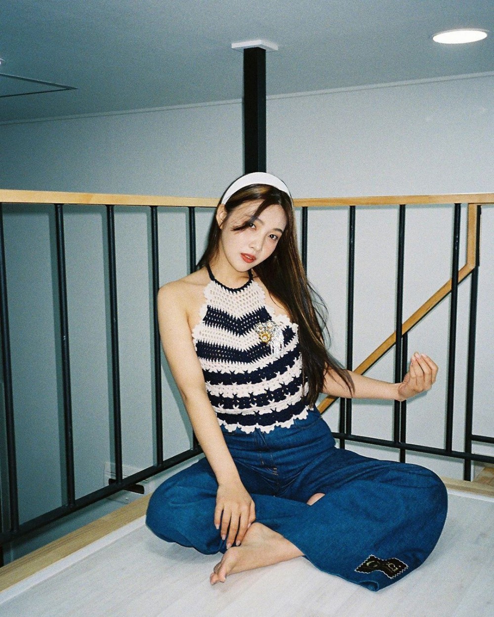 復古髮飾熱燒至秋冬 4款設計韓國女神私下穿搭也喜歡！04