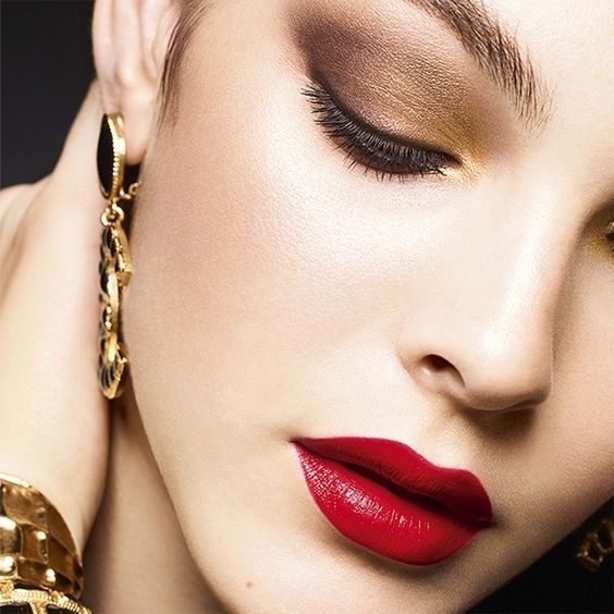 心理測驗 超準測試 10種唇膏顏色看出你的隱藏氣質 Poplady