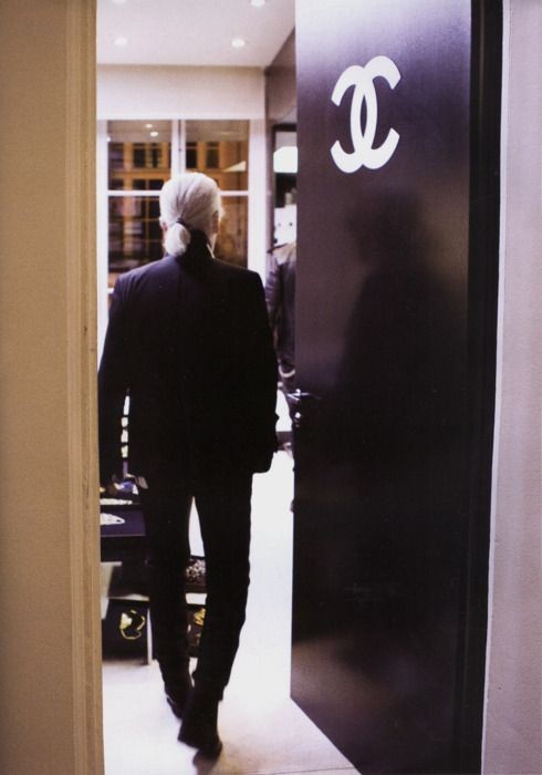 Karl lagerfeld 人生哲理