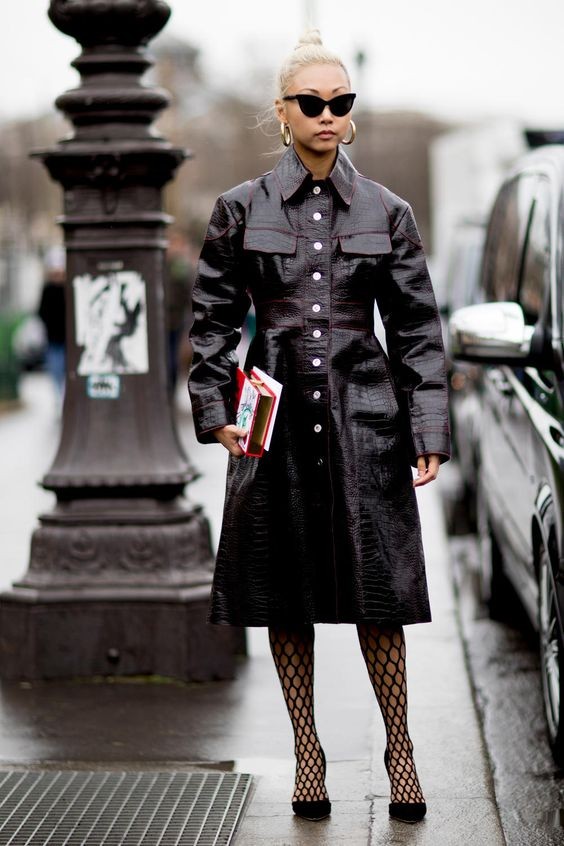 女士今季必備投資的皮革連身裙，完美打造高格調型格！004