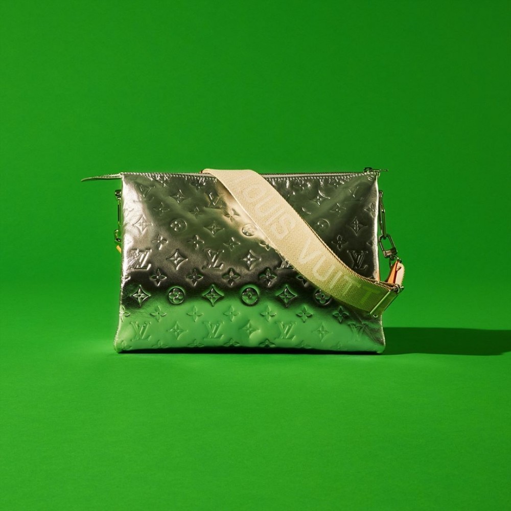 巴黎同步直播:Louis Vuitton 2021春夏時裝展 新款手袋先公開