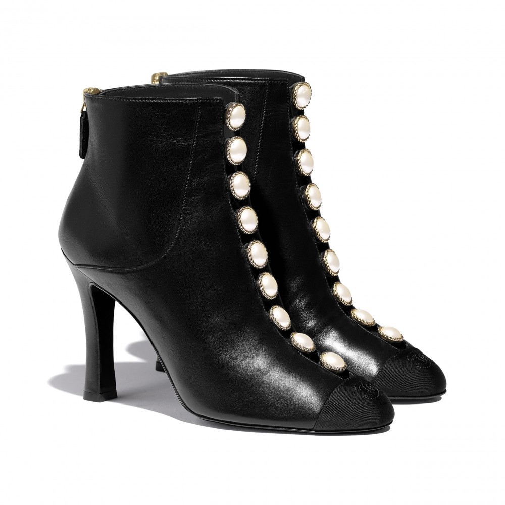 時尚博客都穿上它!百搭CHANEL雙色騎馬靴大熱000900