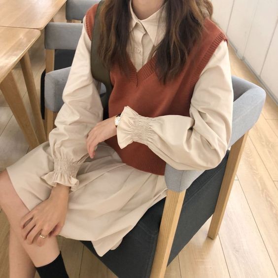 最適合亞洲女性的多層次穿搭 衣櫥不能缺少的「針織背心」003
