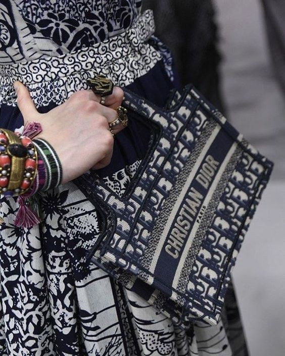 選它們就對了,Bottega Veneta、Dior 最值得投資的保值款式!