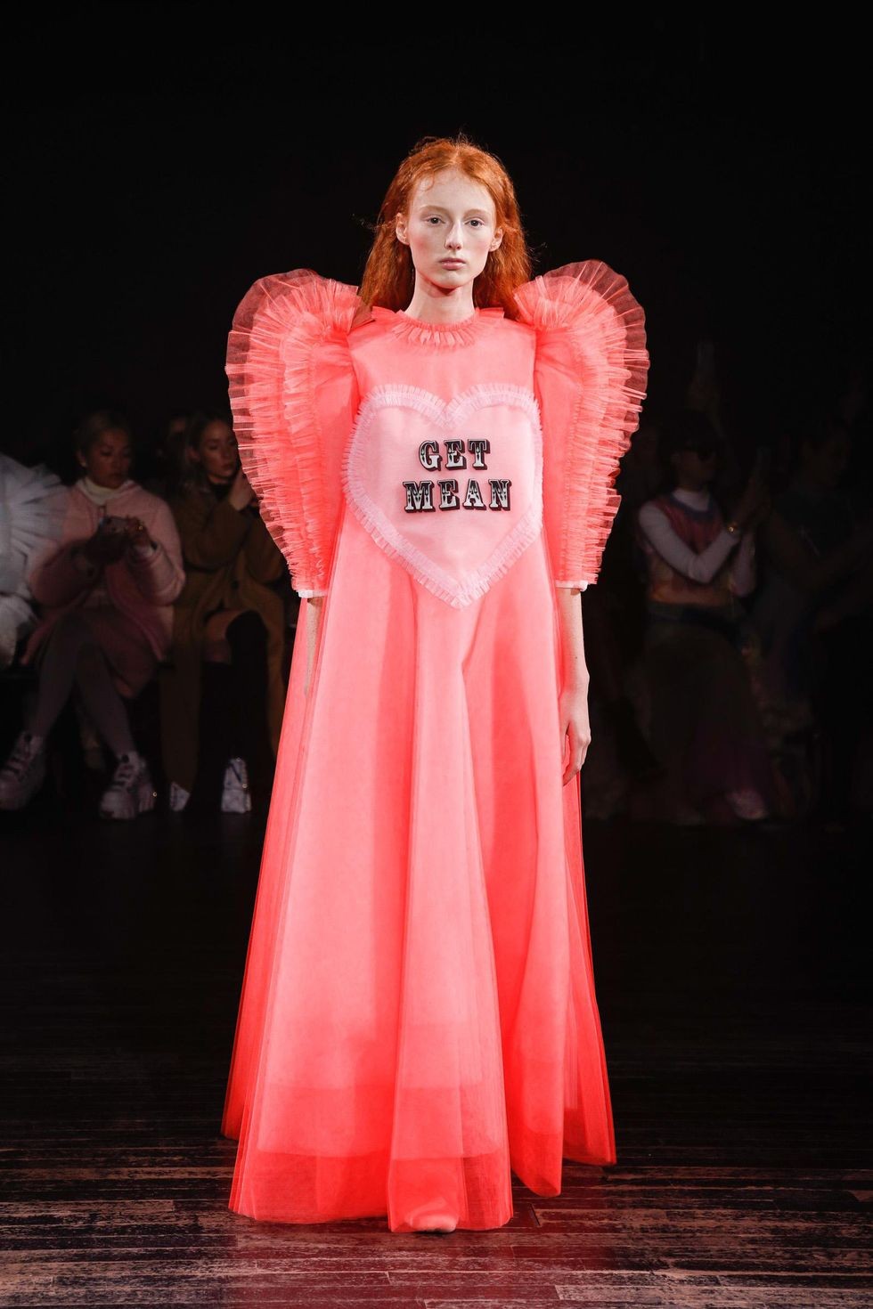 重溫Viktor & Rolf 超共嗚的時尚厭世金句!