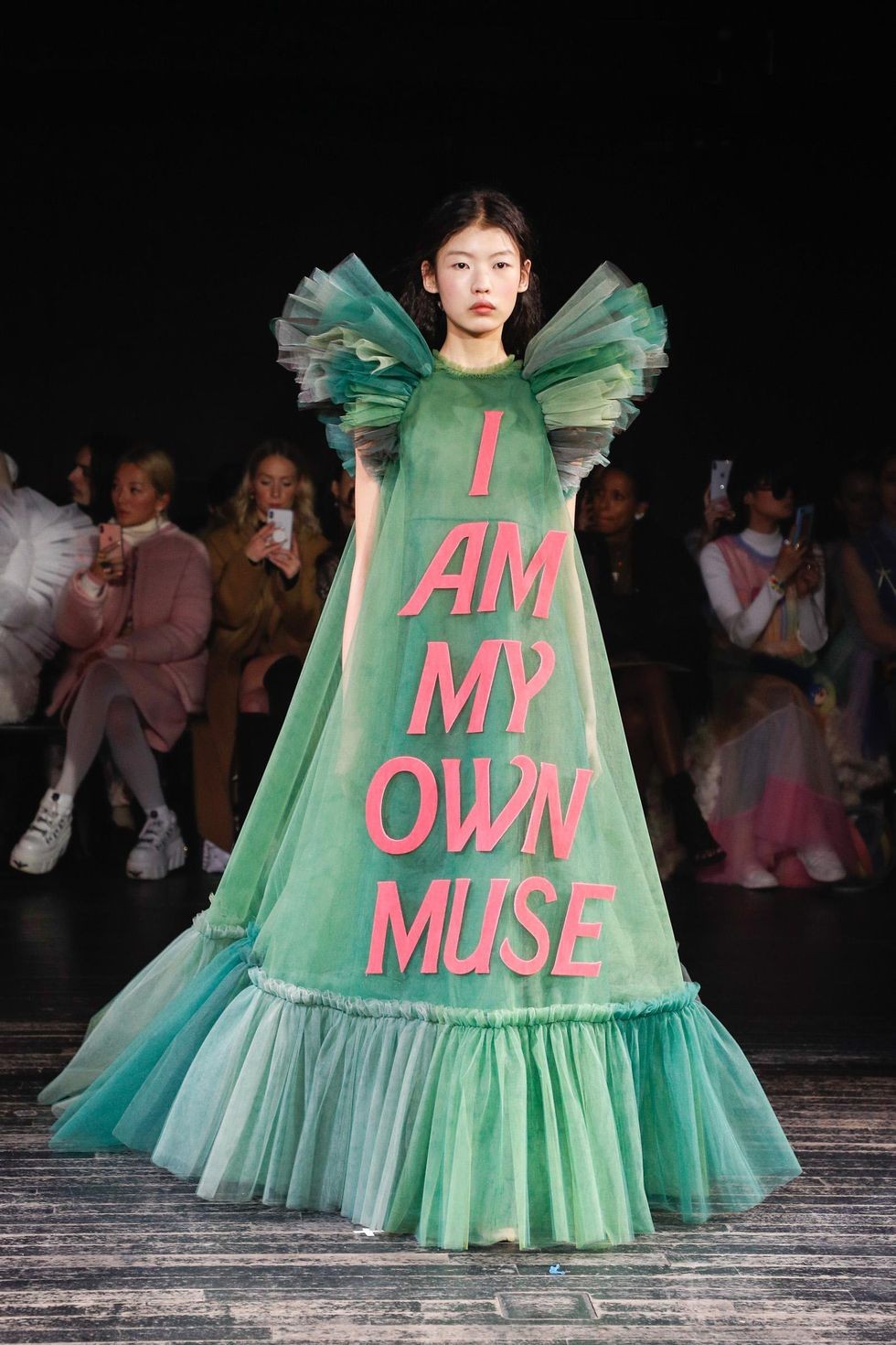 重溫Viktor & Rolf 超共嗚的時尚厭世金句!002