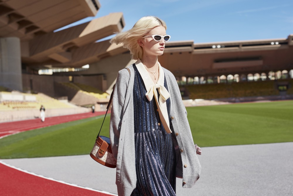 CELINE_WOMAN_SUMMER21_PRINT_LOOK_11_01