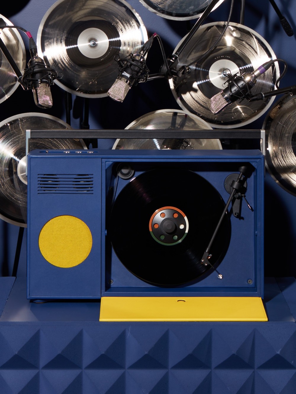 boombox basse def_credits Jonas Marguet