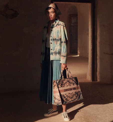Dior