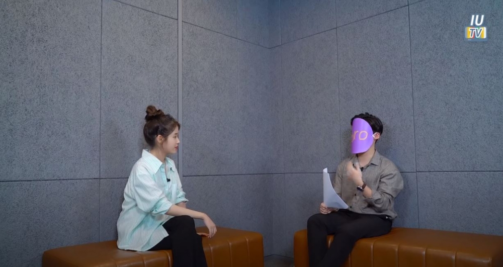 Youtube @이지금 [IU Official] 