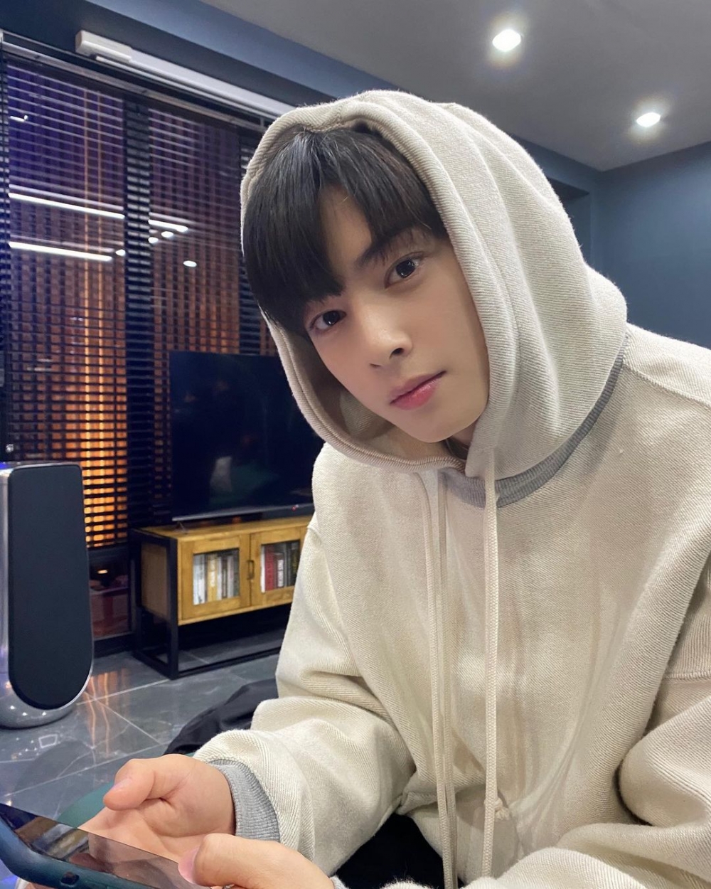 IG @ eunwo.o_c