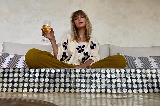 IG @ Taylor Swift