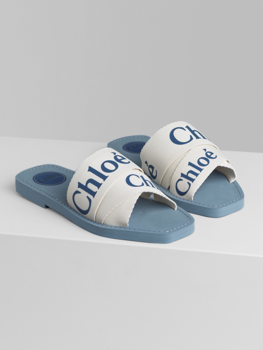 Chloé