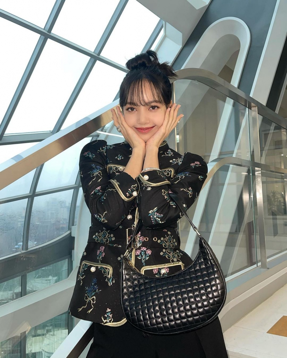 IG@lalalalisa_m