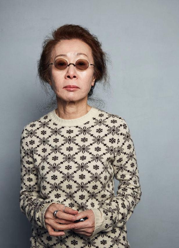 尹汝貞奪下奧斯卡女配角