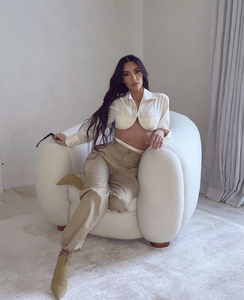 Kim Kardashian收藏藝術品與美國政府陷入糾紛