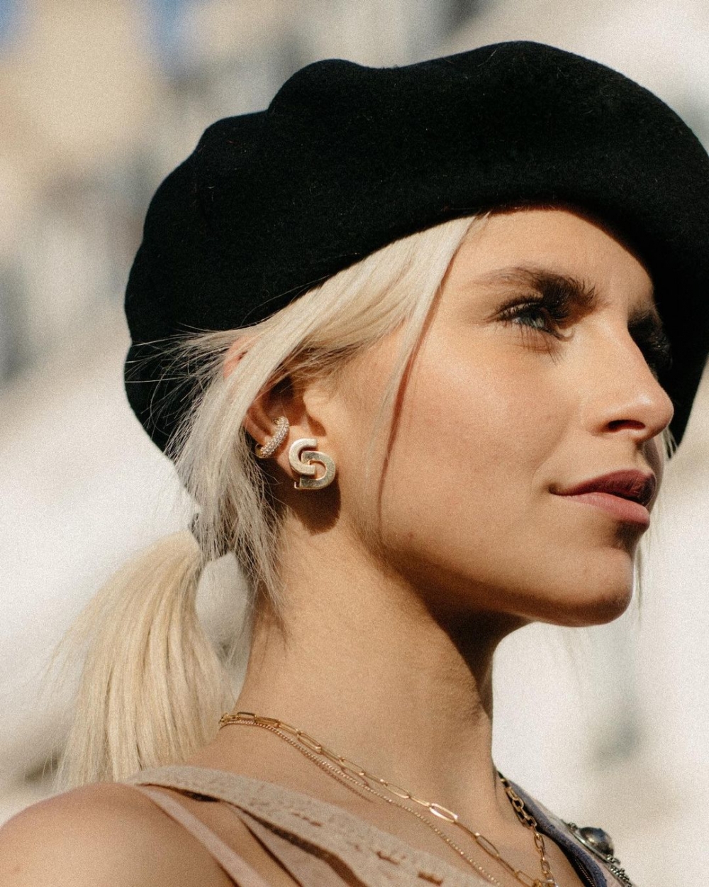 耳骨夾當道!沒有耳洞的你不用再羨慕了!