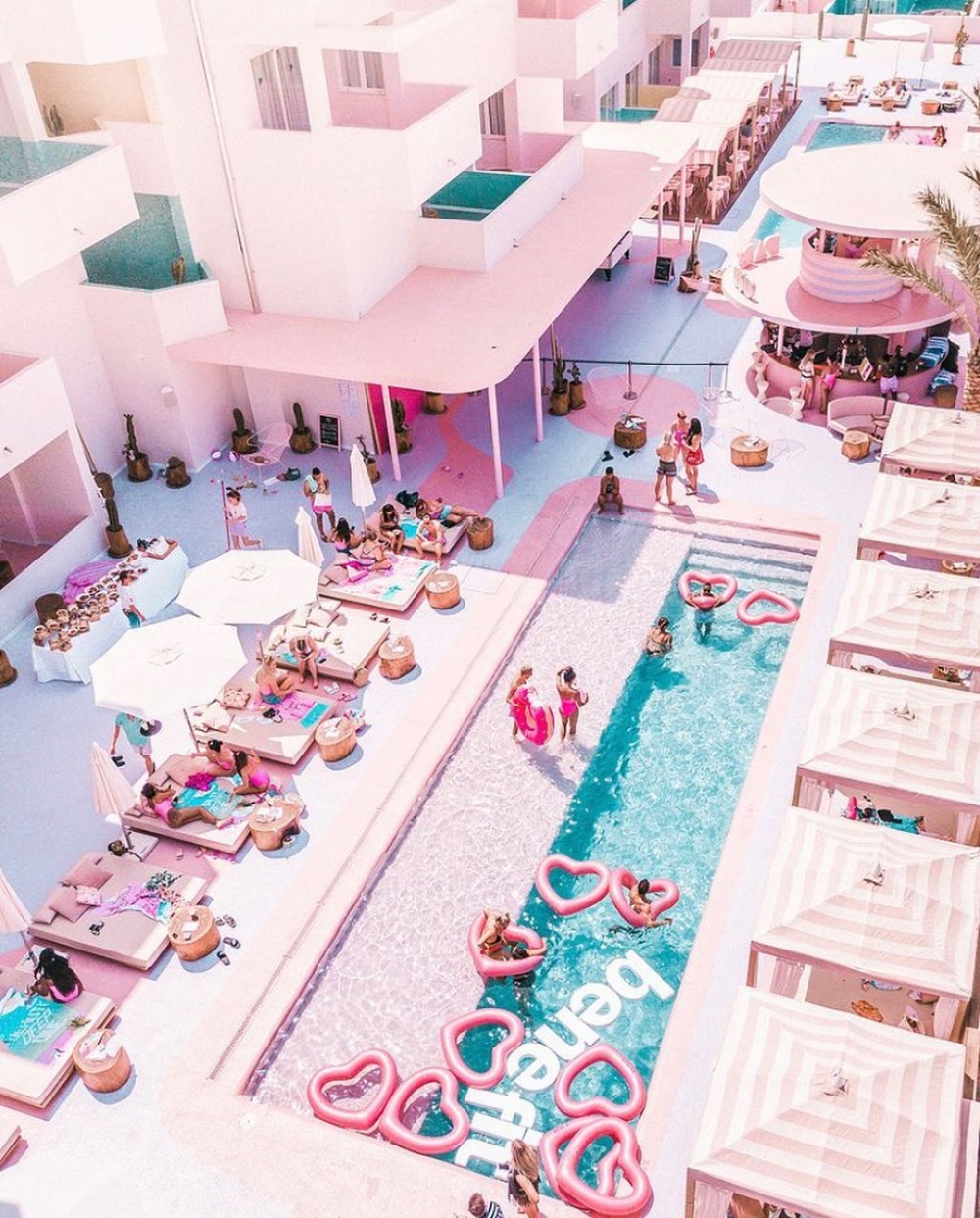 一生一定要去一次的夢幻仙境酒店