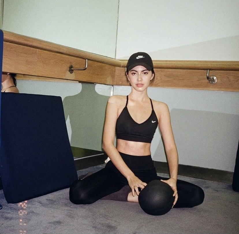 Davika Hoorne雕塑出零死角身材