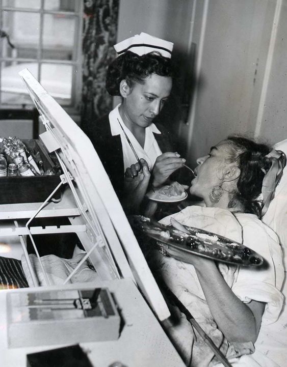 Frida kahlo 用繪畫拆穿傷