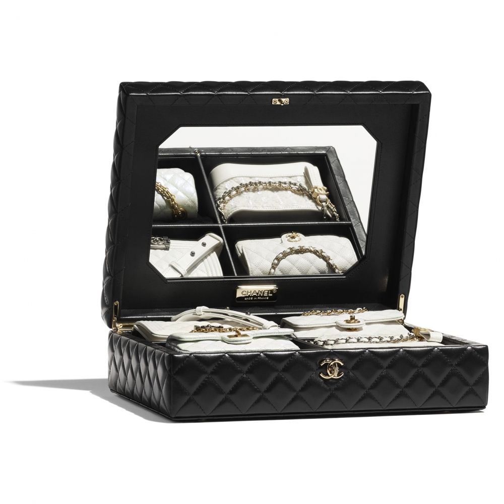CHANEL