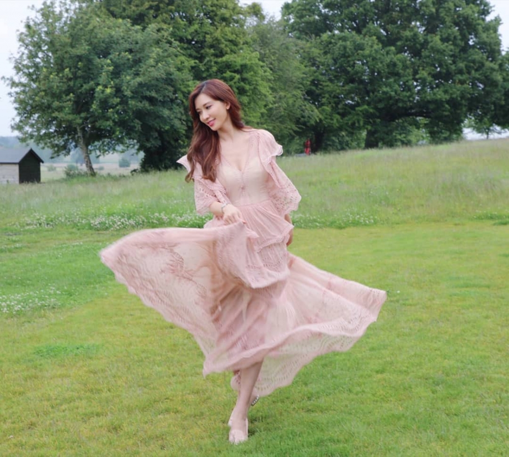 看見愛情裡最美好的樣子,名模林志玲慶祝結婚2週年釋出與「國民姊夫」Akira
