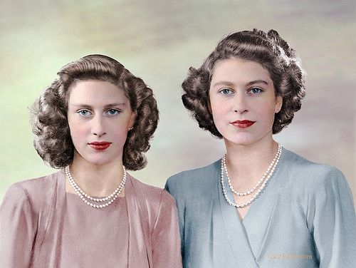 英女王最美妹妹 Princess Margaret:最懂打扮也是最叛逆的公主,皇家裡的「真」姐妹情