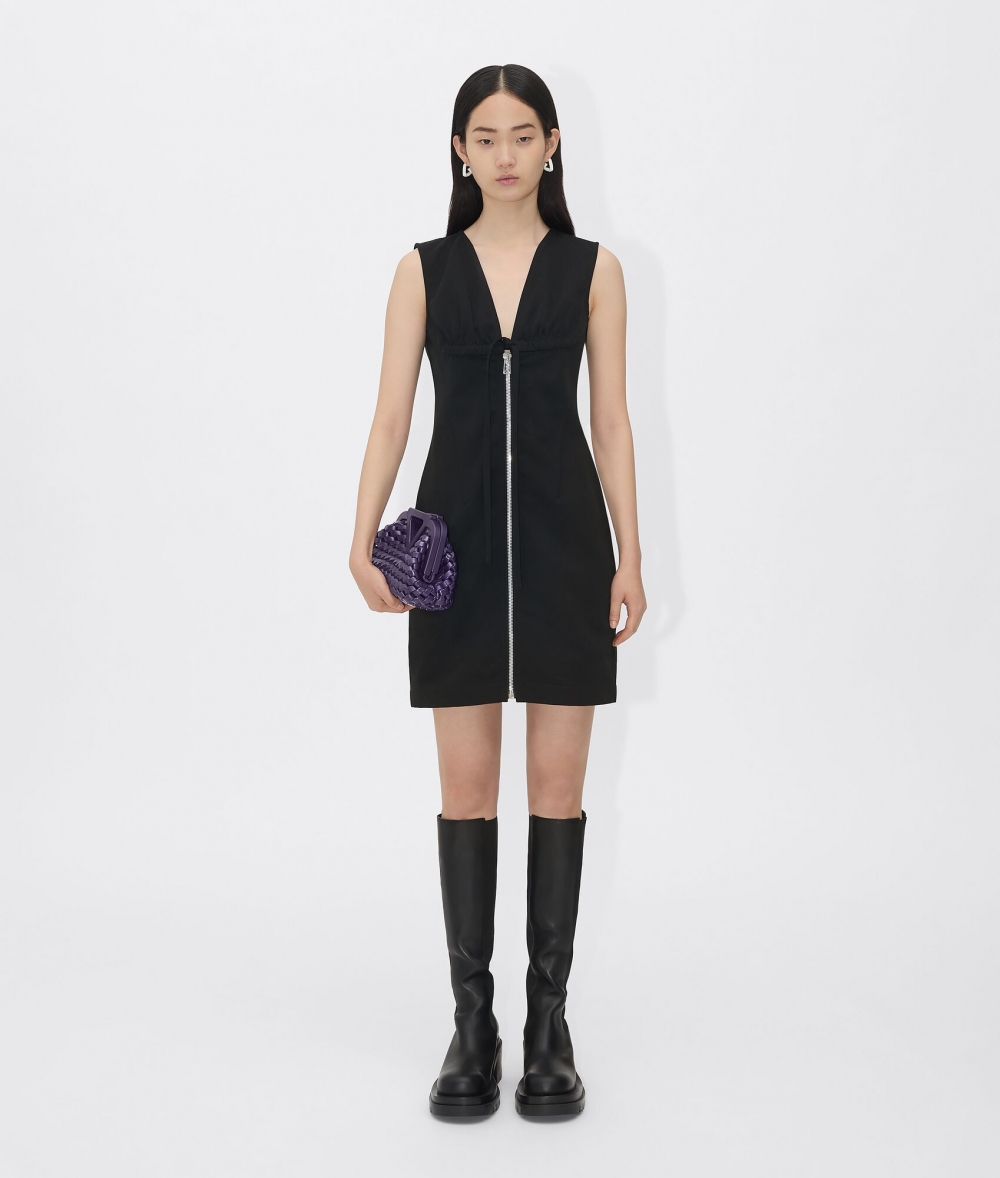 夏日紫丁香色增添好感度, LOEWE、Bottega Veneta等10款讓人心動的紫色調手袋
