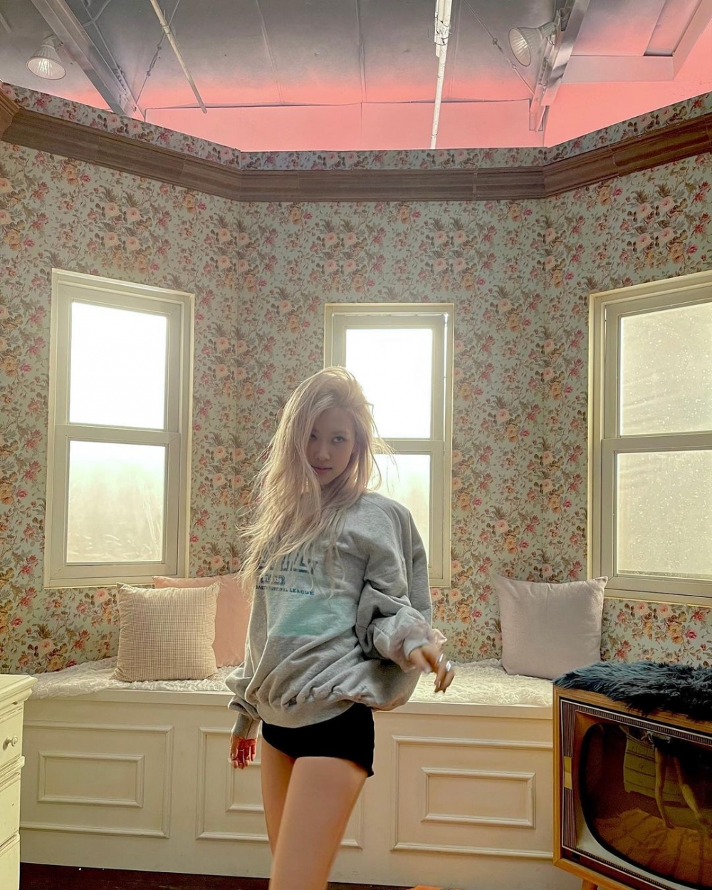 IG@roses_are_rosie