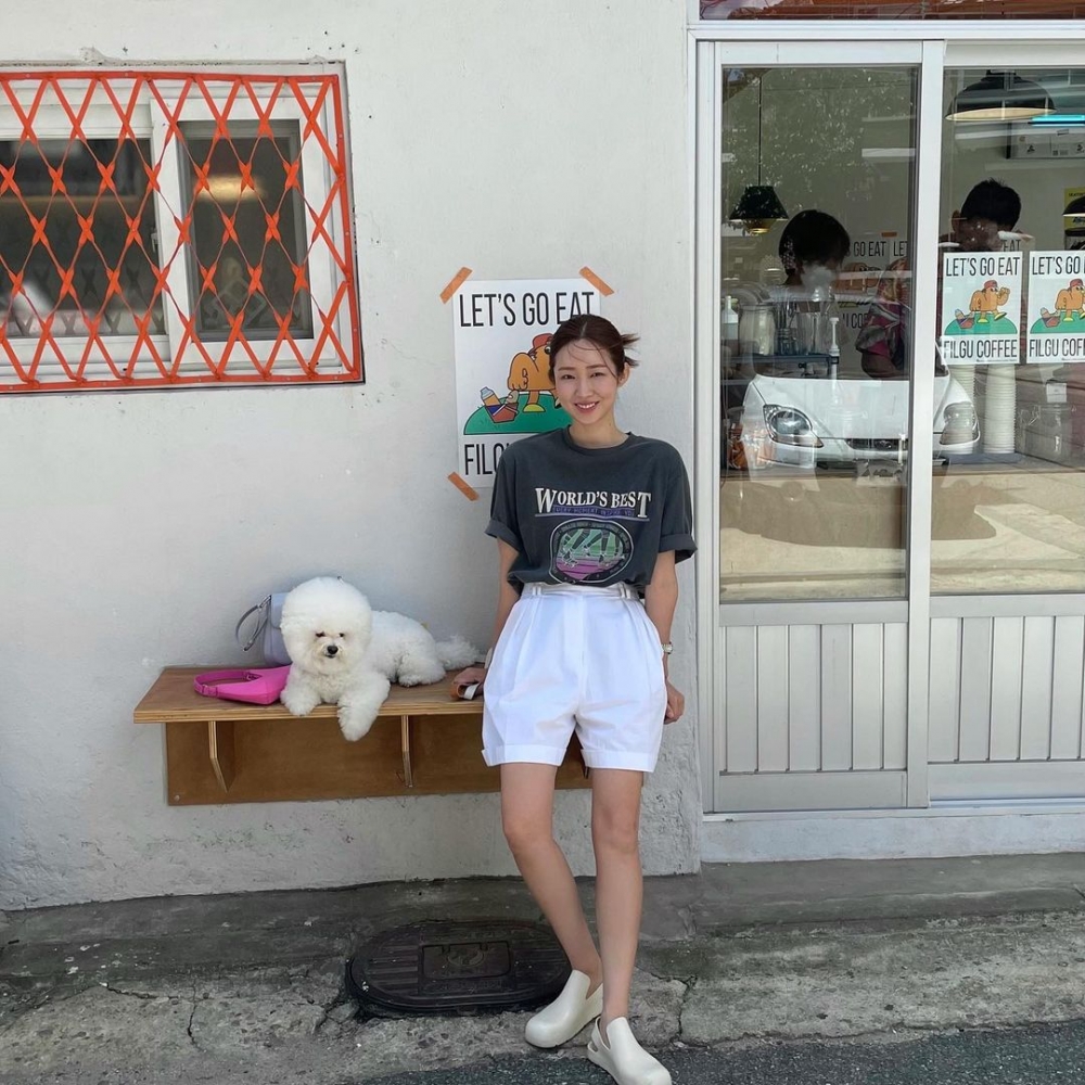 她穿過的衣服都會成為熱賣款!被演戲耽誤的時尚巨星,韓國最會穿搭的女星——車貞媛