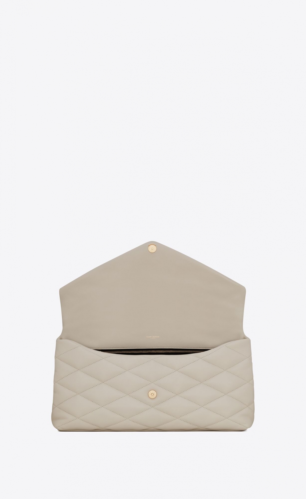 讓厭倦迷你手袋只能裝可愛的新選擇！名人最愛Saint Laurent帥氣大尺寸Sade Puffer枕頭手拿包ㄅ