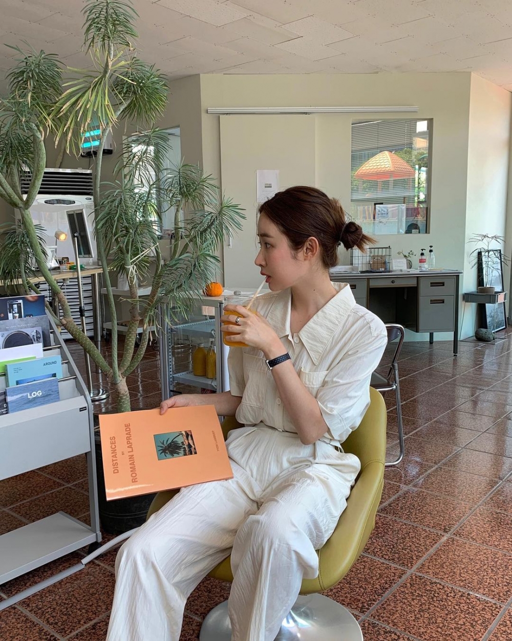 她穿過的衣服都會成為熱賣款!被演戲耽誤的時尚巨星,韓國最會穿搭的女星—— 車靜媛