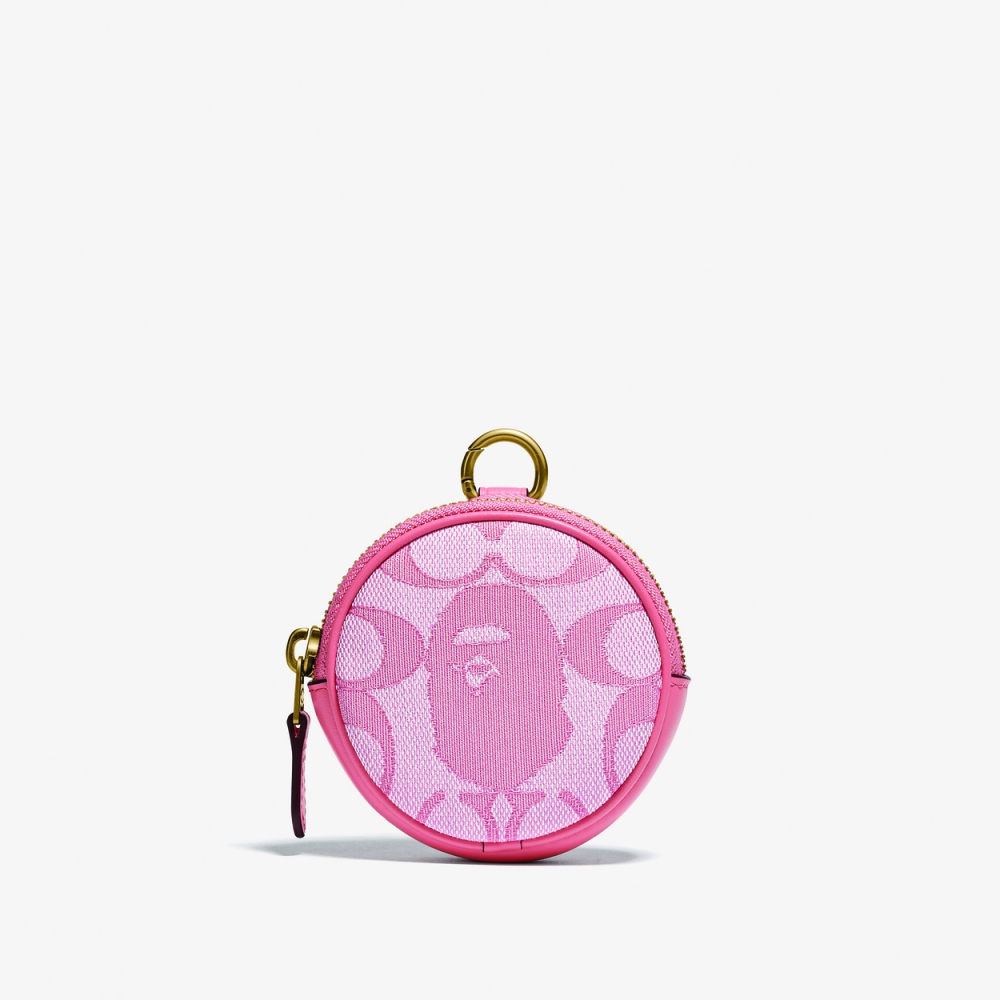 COACH