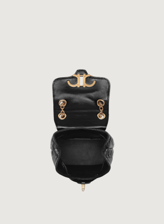 柔軟的小牛皮上飾有Gancini壓花圖案