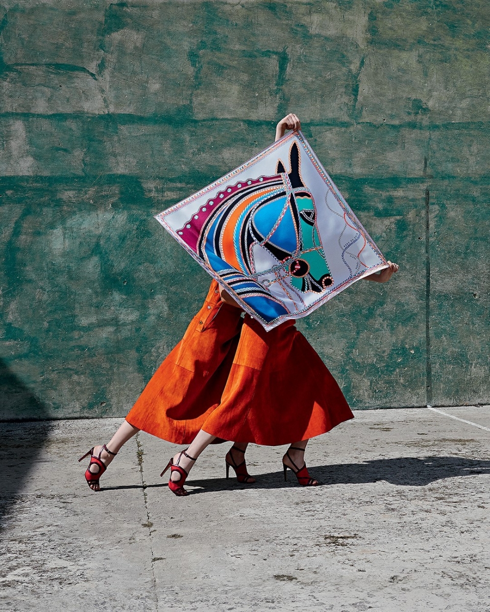 讓Hermès、CELINE等為你增添獨特個性