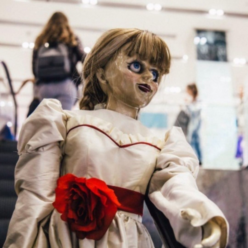 以為是詭娃安娜貝爾Cosplay