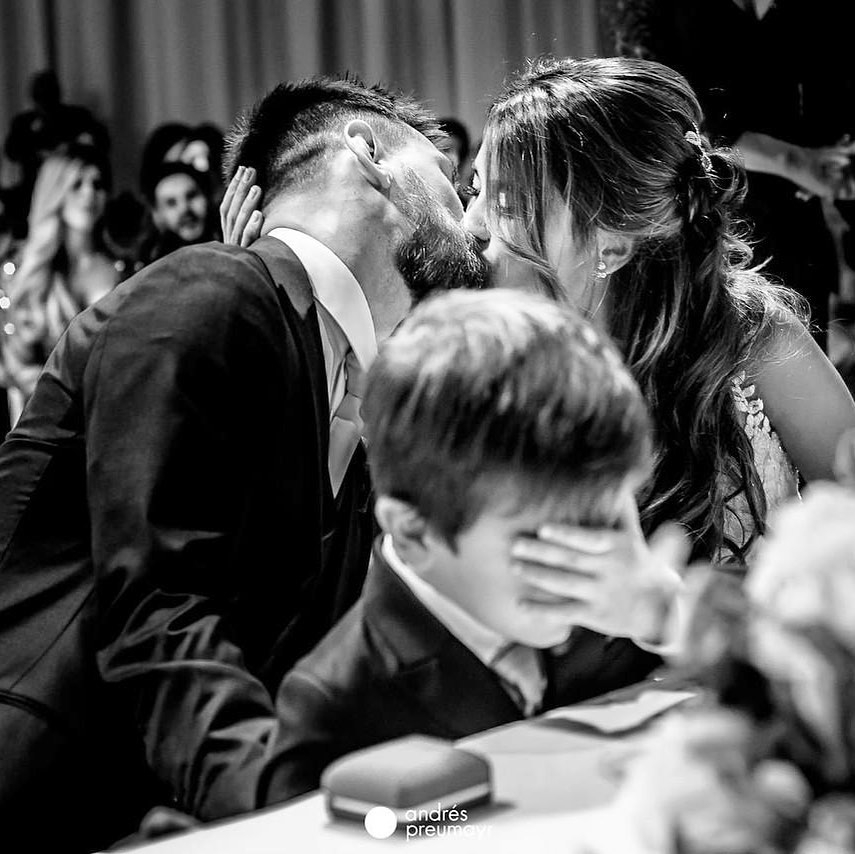 球王美斯與8歲初戀老婆的長跑愛情