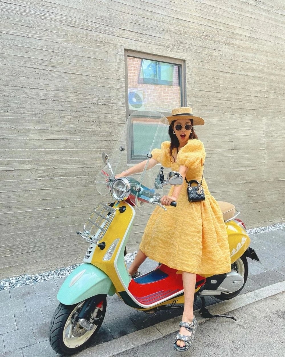 星期六出門踏青時，你也能夠選擇更有造型的穿搭。