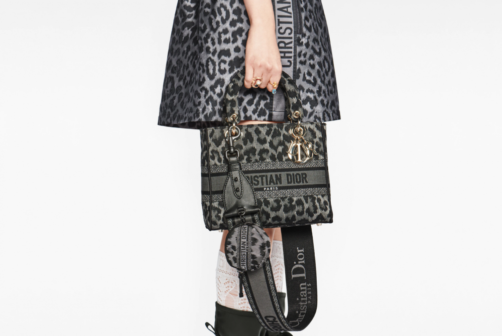 Dior秋冬手袋,Medium Lady D-LiteBag