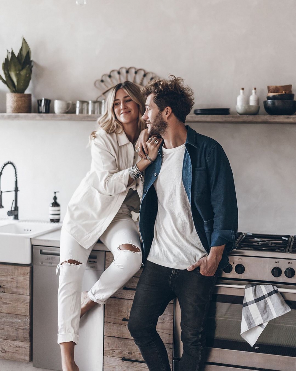 情侶同居生活的日常時刻