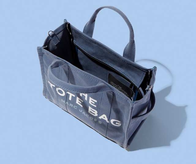 Marc Jacobs實用度最高必定是這款 Tote Bag