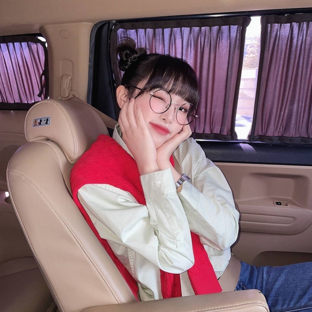於2000年代初的Y2K時尚的雙包丸子,也是可愛而簡單完美選擇